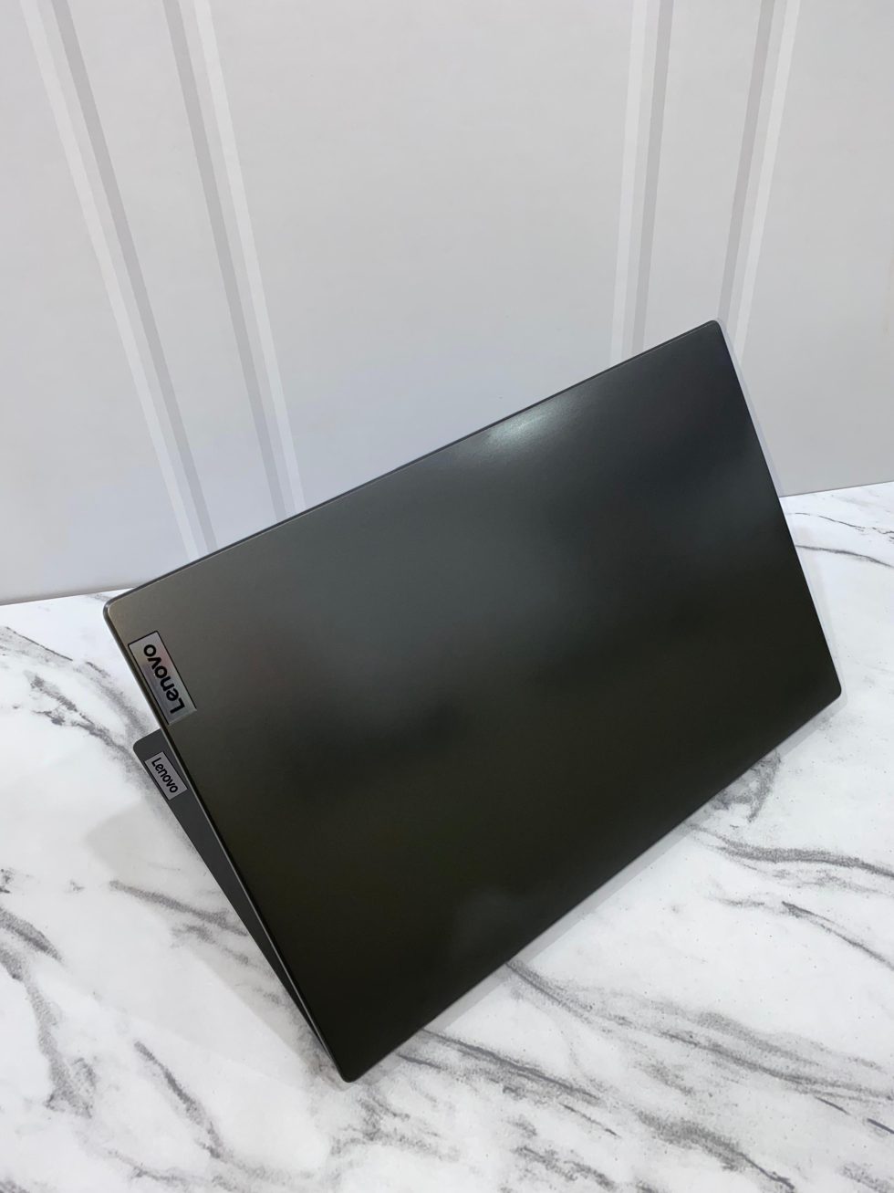 Lenovo V14 G3 IAP